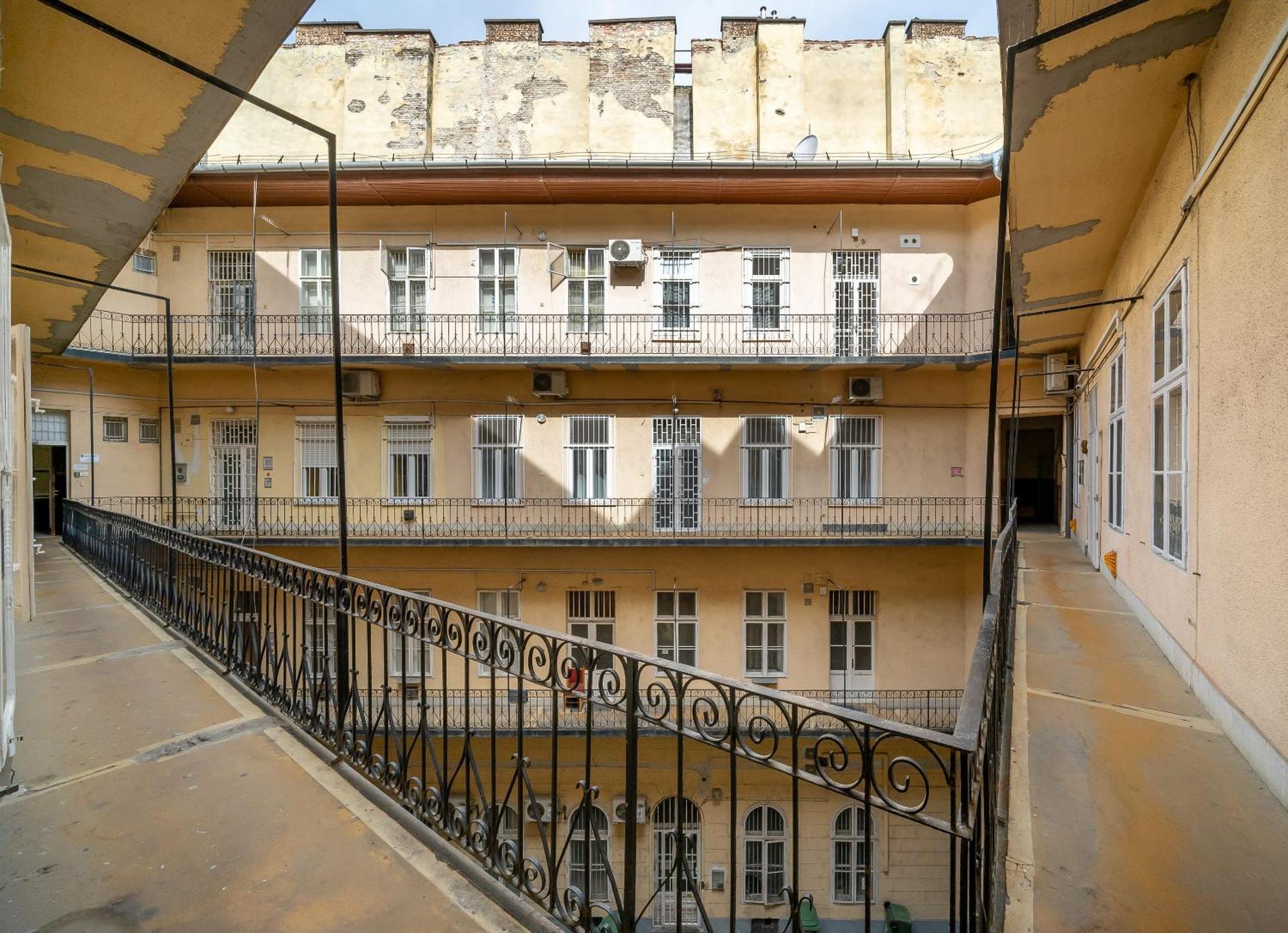 Oktogon Four Residence Budapešť Exteriér fotografie